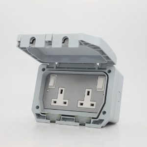 LYVIA Weatherproof 2g Switched Socket IP66